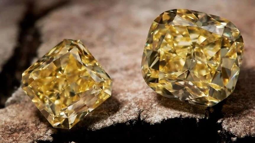 С 2002 года до закрытия на руднике Ellendale добывалось 50% всех мировых поставок фантазийных желтых (Fancy Yellow) алмазов